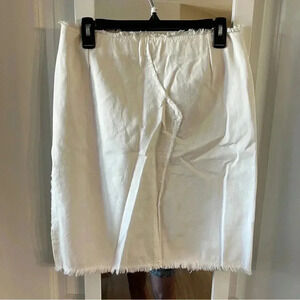 296 NWT Vanessa Bruno White Raw Hem Skirt Size Medium